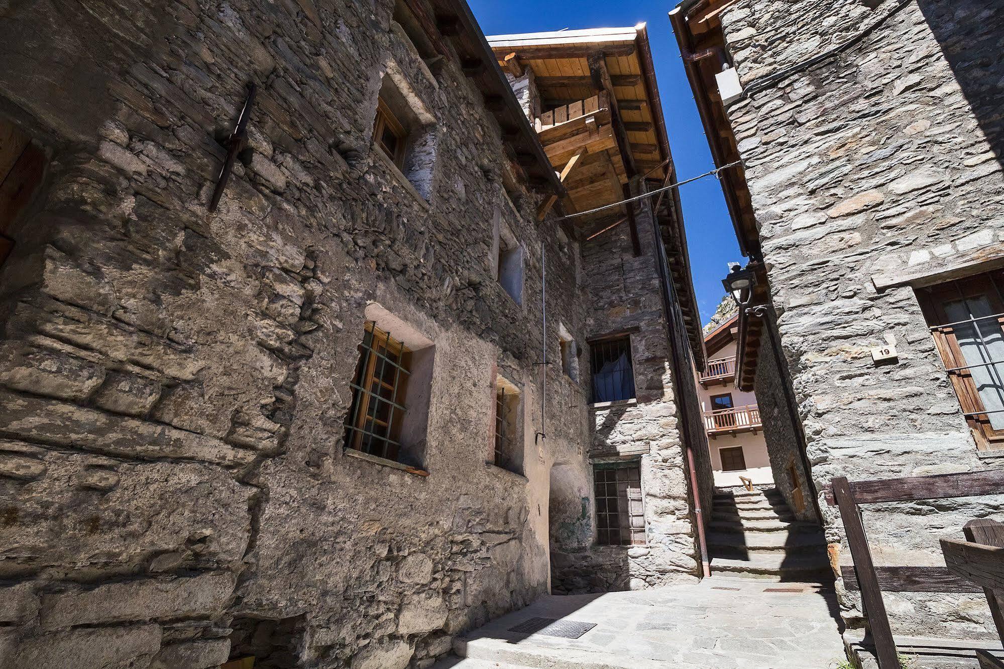 Maison La Saxe Courmayeur Exterior photo